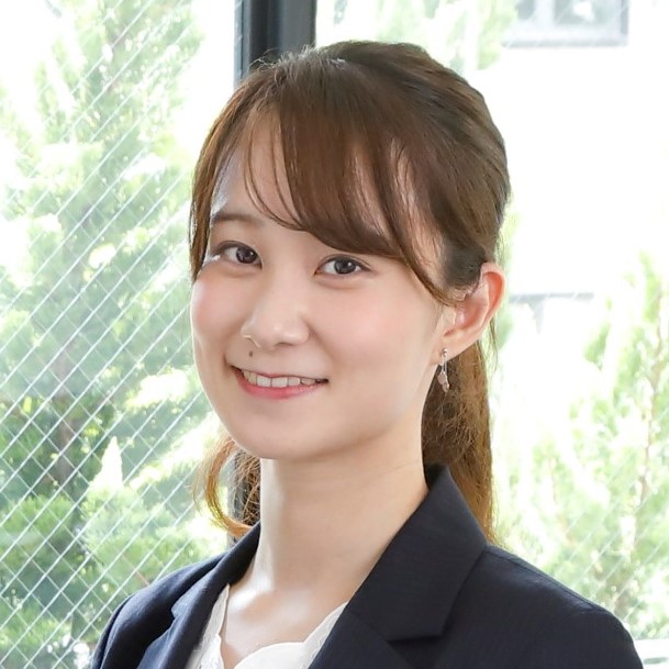 潮崎 真惟子